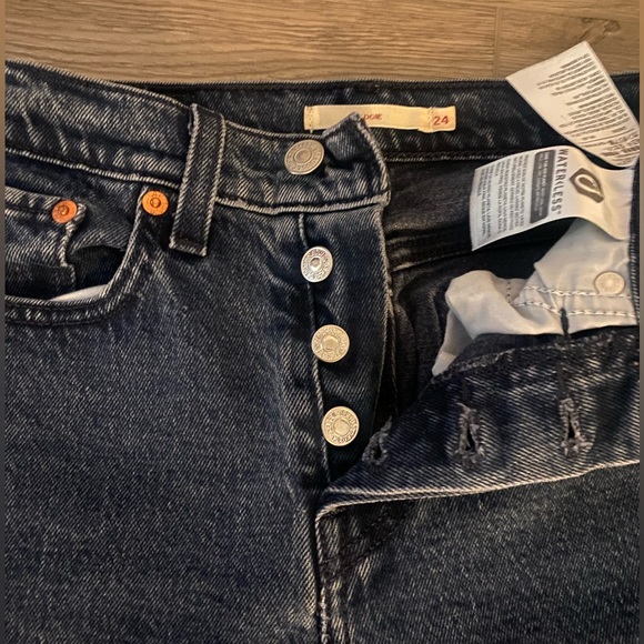 Levi's® Premium
WEDGIE ICON FIT ANKLE WOMEN'S JEANS - Picture 6 of 11